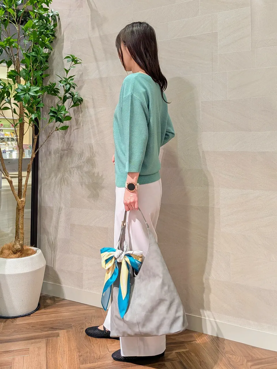 ONWARD CROSSET SELECT 浅岡 コーディネート画像