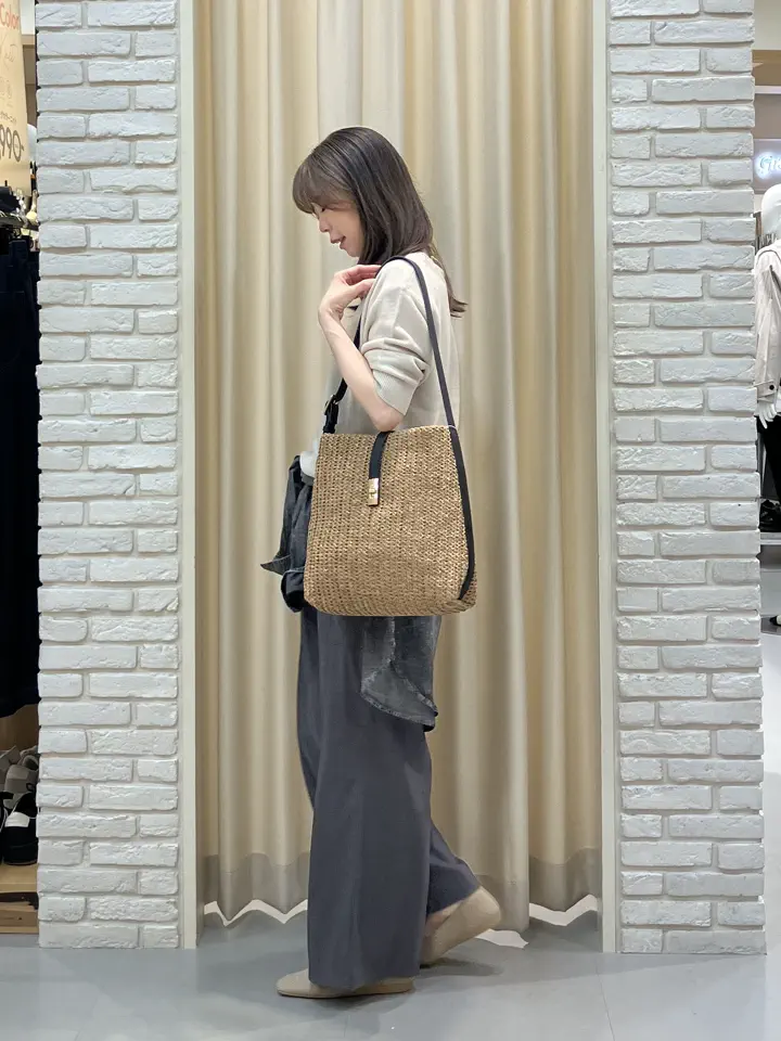 ONWARD CROSSET SELECT 檀 コーディネート画像