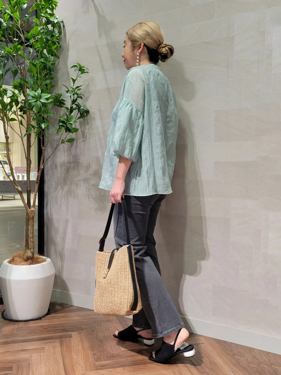 ONWARD CROSSET SELECT 西村 コーディネート画像