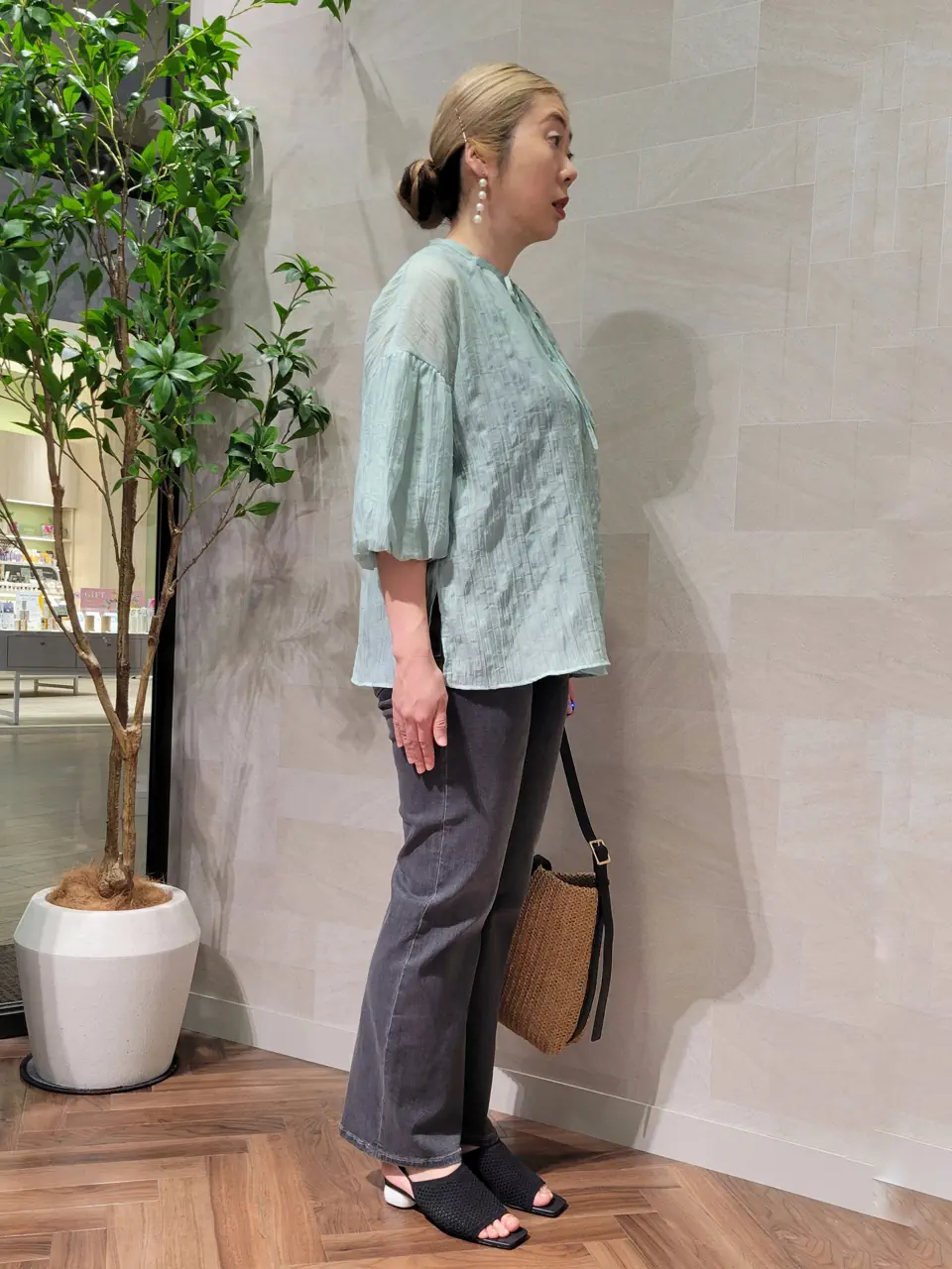 ONWARD CROSSET SELECT 西村 コーディネート画像