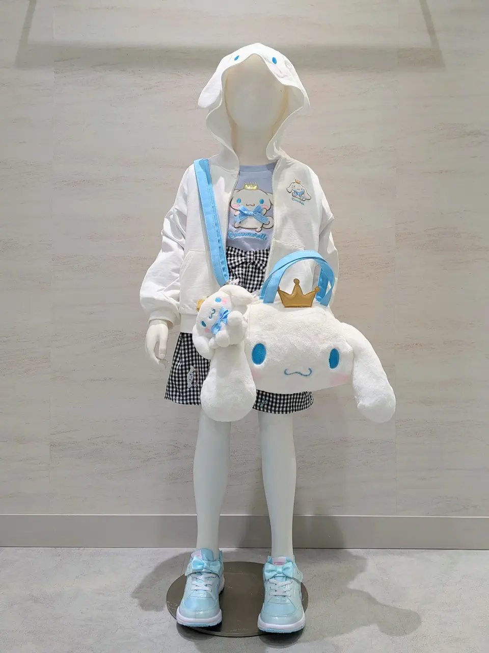  浅岡 コーディネート画像