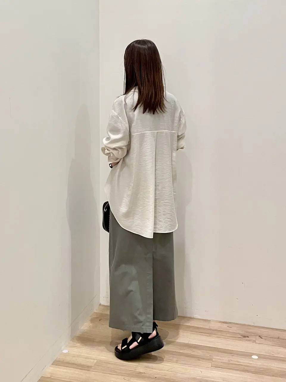 ONWARD CROSSET SELECT 井上 コーディネート画像