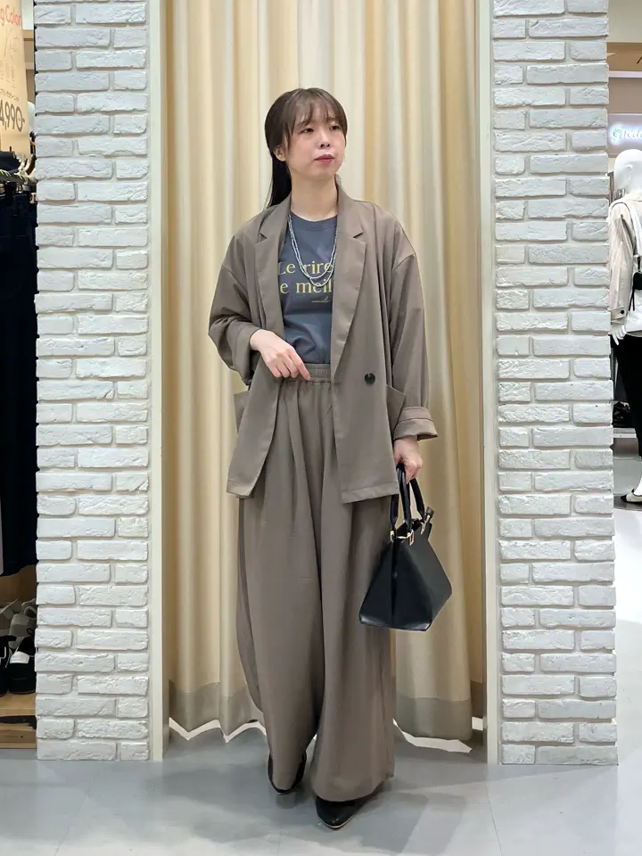 ONWARD CROSSET SELECT 檀 コーディネート画像