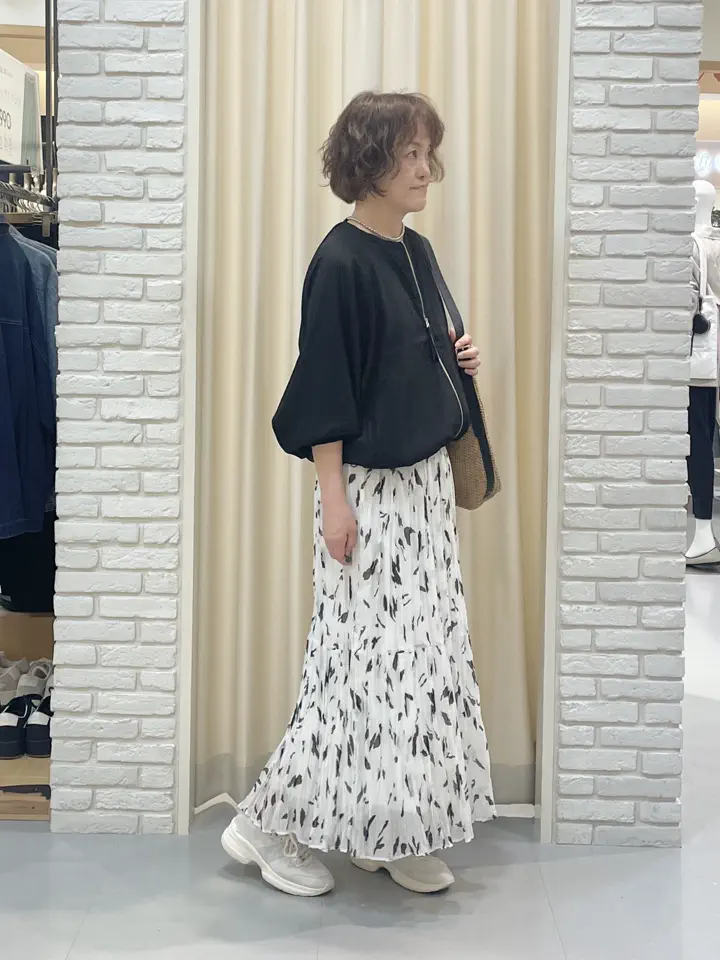 ONWARD CROSSET SELECT TSUKI コーディネート画像