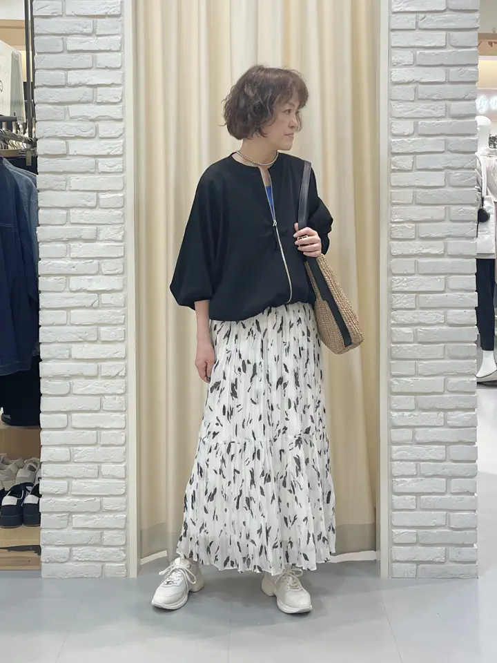 ONWARD CROSSET SELECT TSUKI コーディネート画像