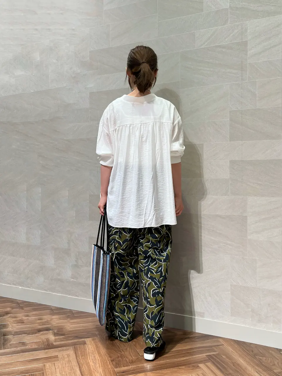 ONWARD CROSSET SELECT 松井 コーディネート画像