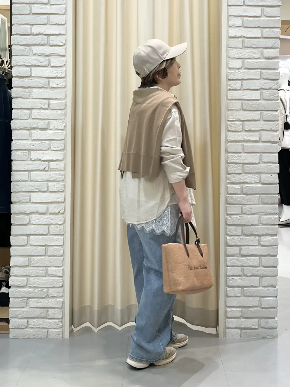 ONWARD CROSSET SELECT 吉田 コーディネート画像