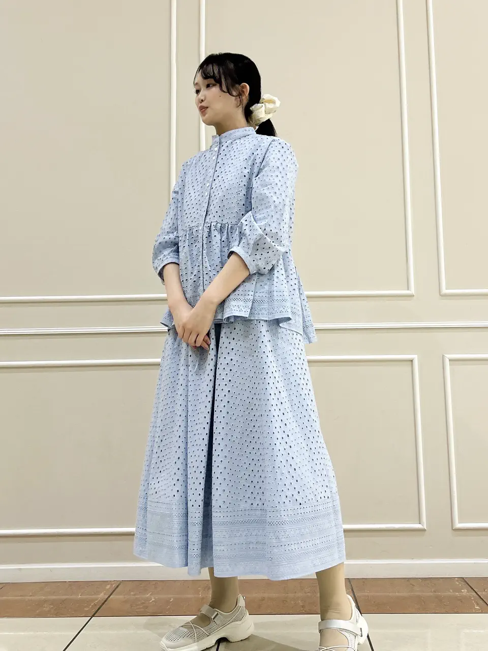 ONWARD CROSSET SELECT HANA コーディネート画像