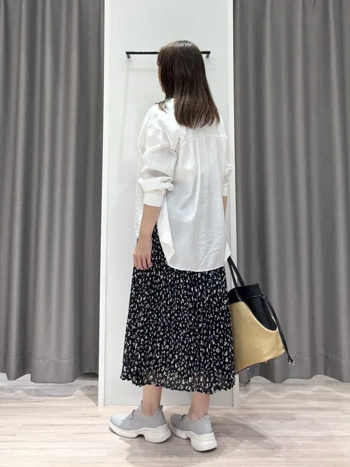 ONWARD CROSSET SELECT SAKAI コーディネート画像