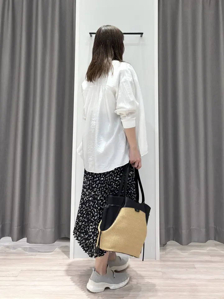 ONWARD CROSSET SELECT SAKAI コーディネート画像