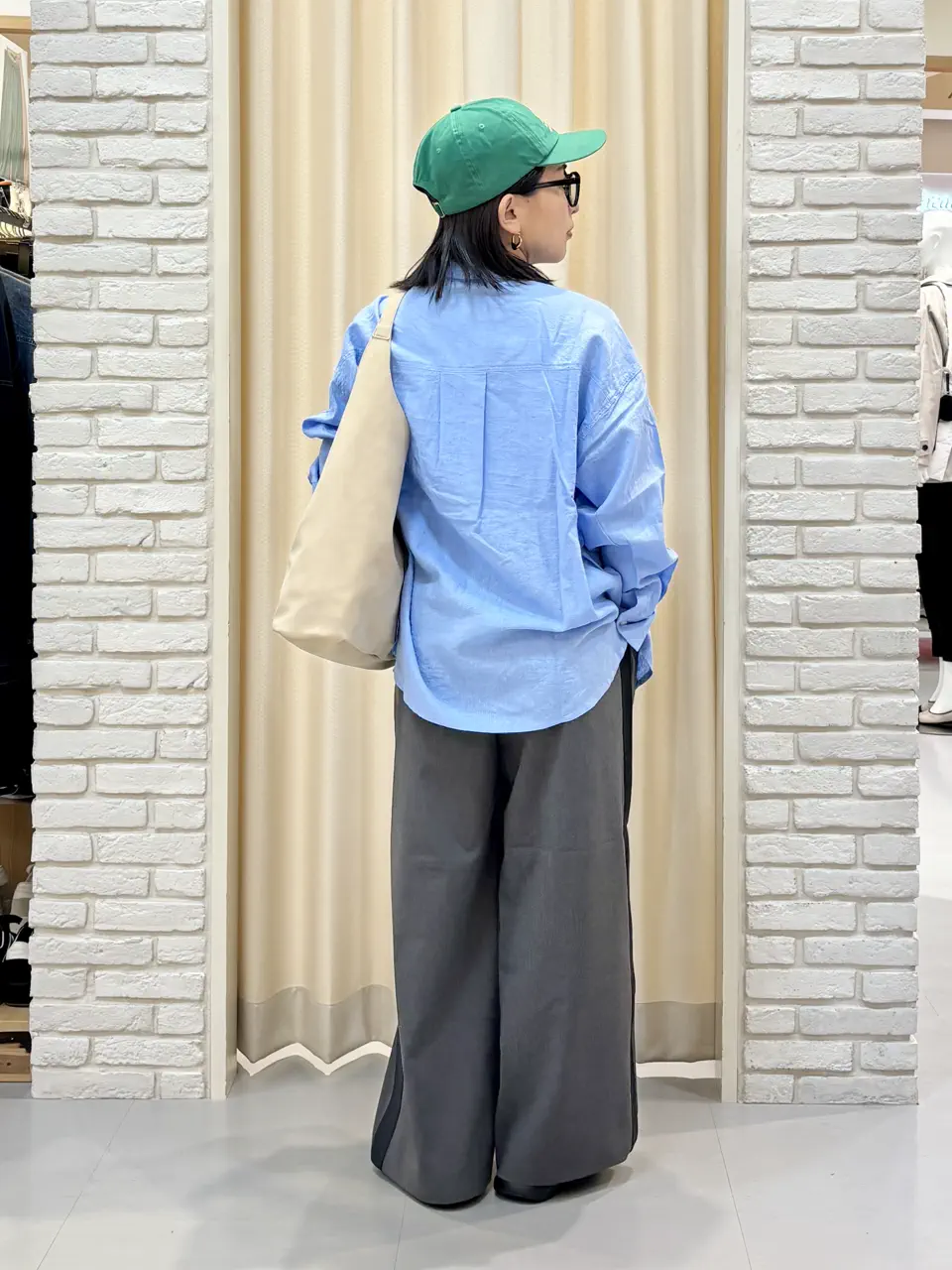 ONWARD CROSSET SELECT 服部 コーディネート画像