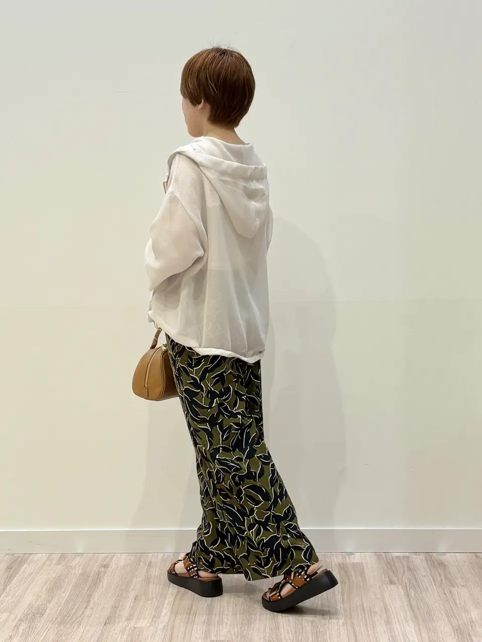 ONWARD CROSSET SELECT 河本 コーディネート画像