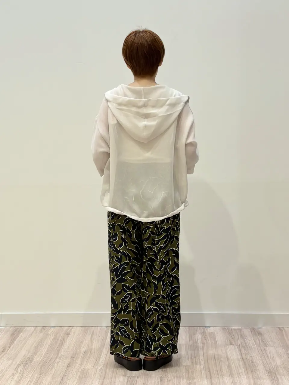 ONWARD CROSSET SELECT 河本 コーディネート画像