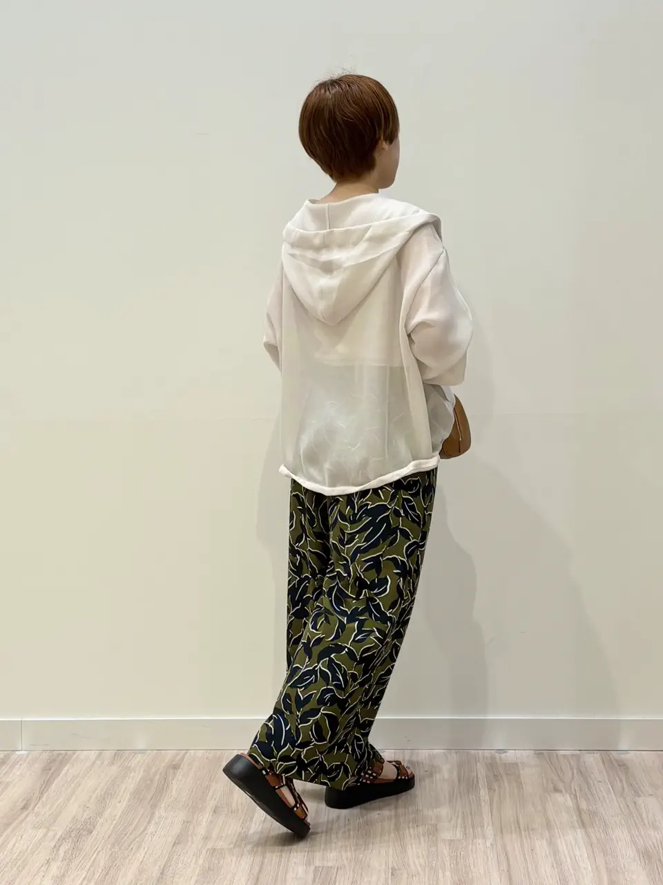 ONWARD CROSSET SELECT 河本 コーディネート画像