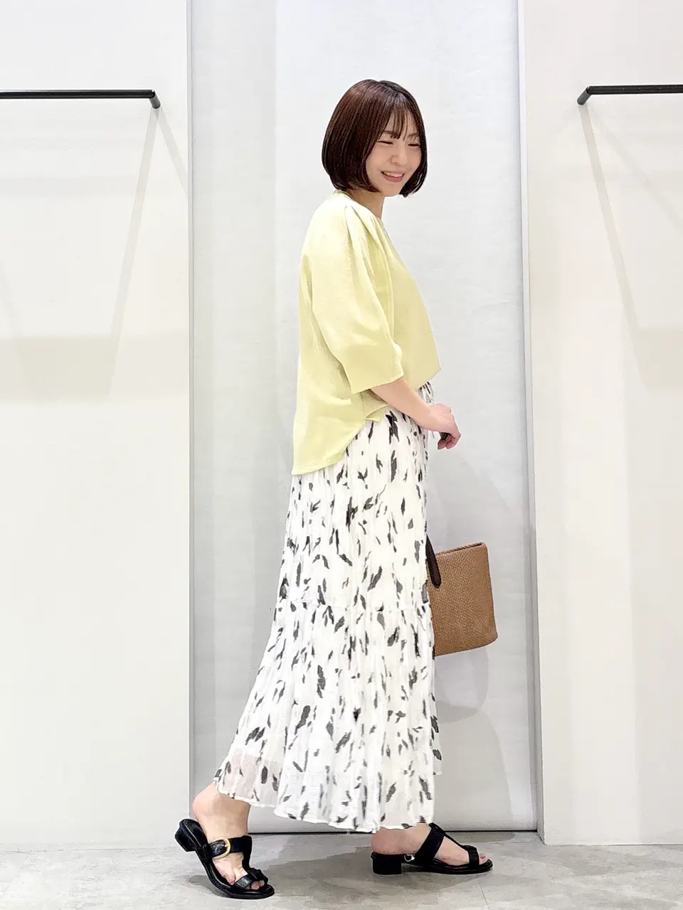 ONWARD CROSSET SELECT 横田 コーディネート画像