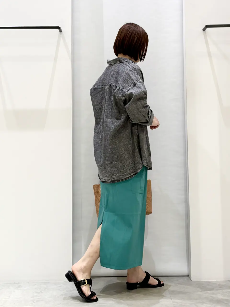 ONWARD CROSSET SELECT 横田 コーディネート画像