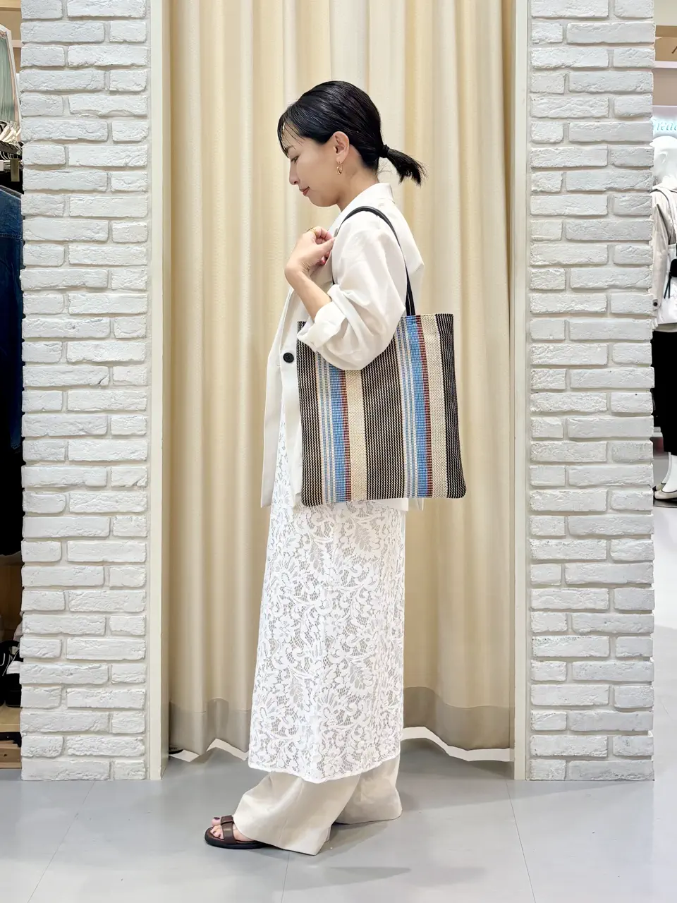 ONWARD CROSSET SELECT 服部 コーディネート画像