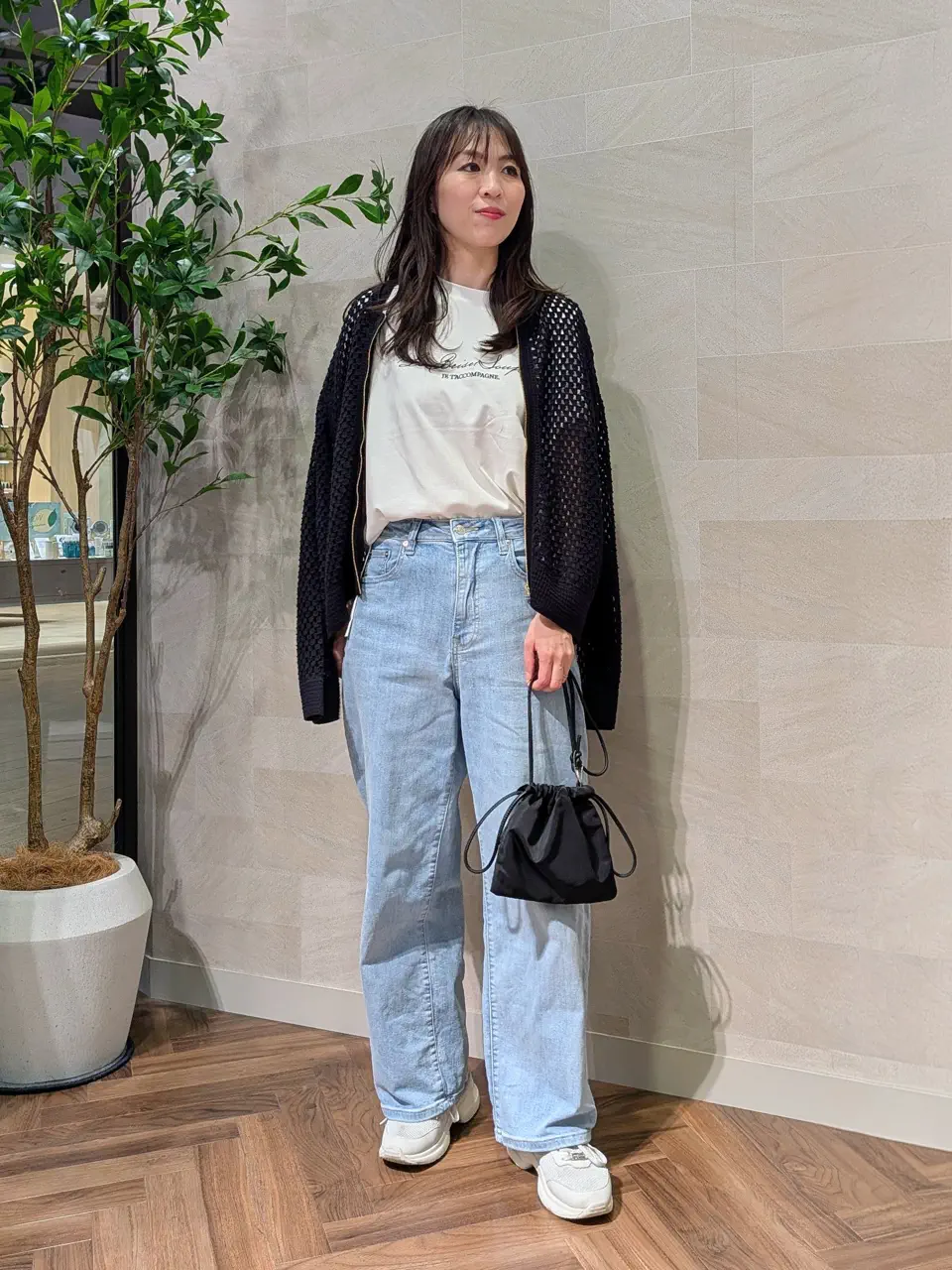  浅岡 コーディネート画像