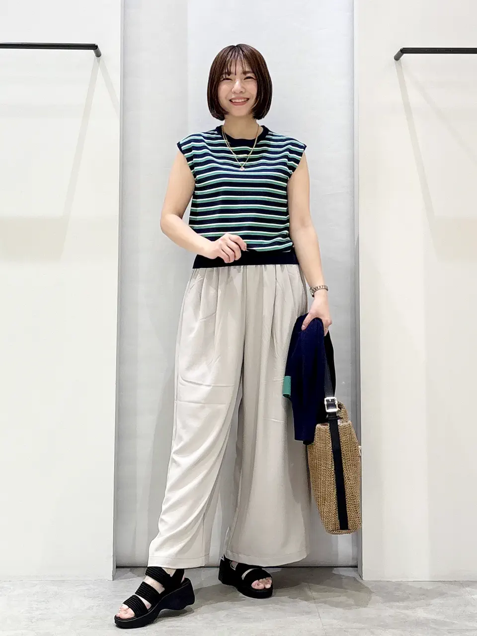 ONWARD CROSSET SELECT 横田 コーディネート画像