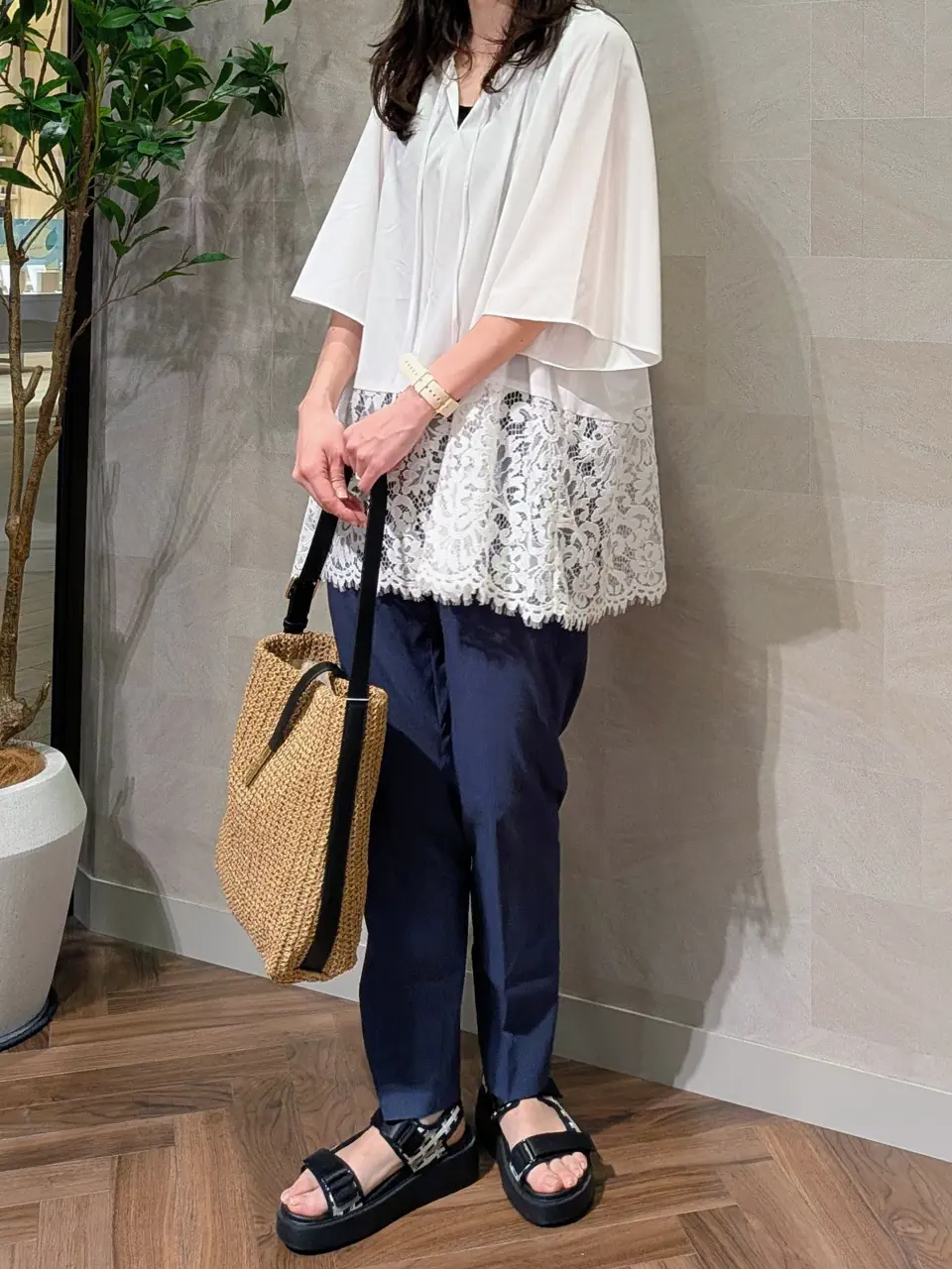 ONWARD CROSSET SELECT 浅岡 コーディネート画像