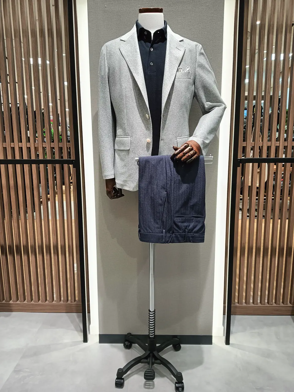  袋地 コーディネート画像