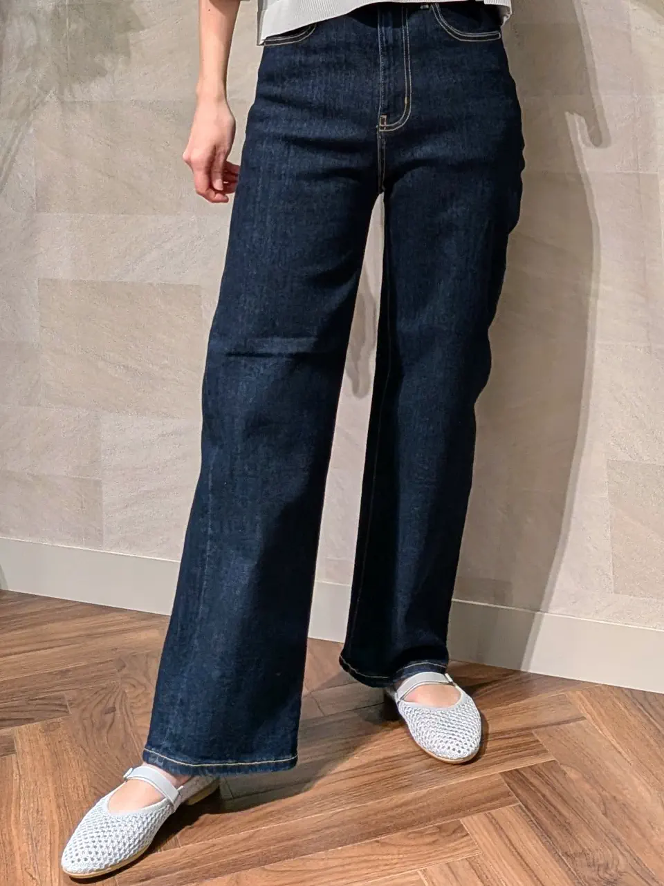 ONWARD CROSSET SELECT 浅岡 コーディネート画像