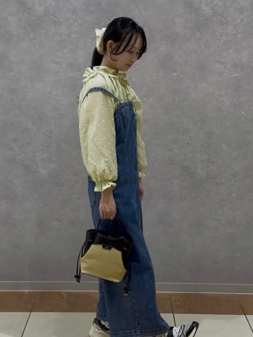 ONWARD CROSSET SELECT HANA コーディネート画像