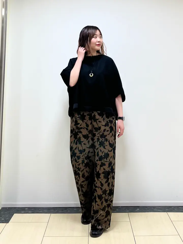 ONWARD CROSSET SELECT スタッフT コーディネート画像