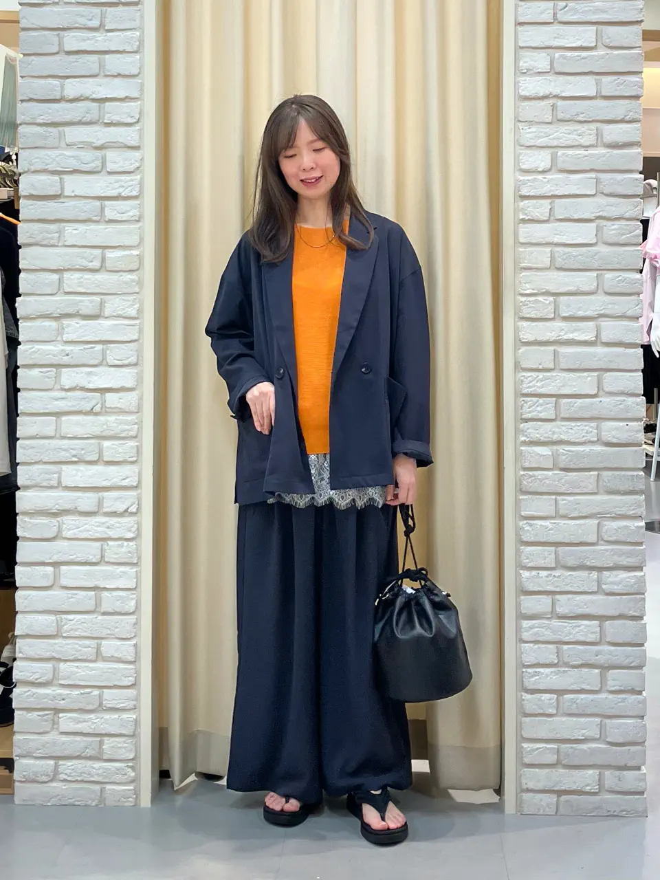 ONWARD CROSSET SELECT 檀 コーディネート画像