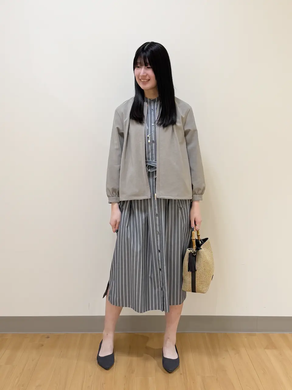  Aina コーディネート画像