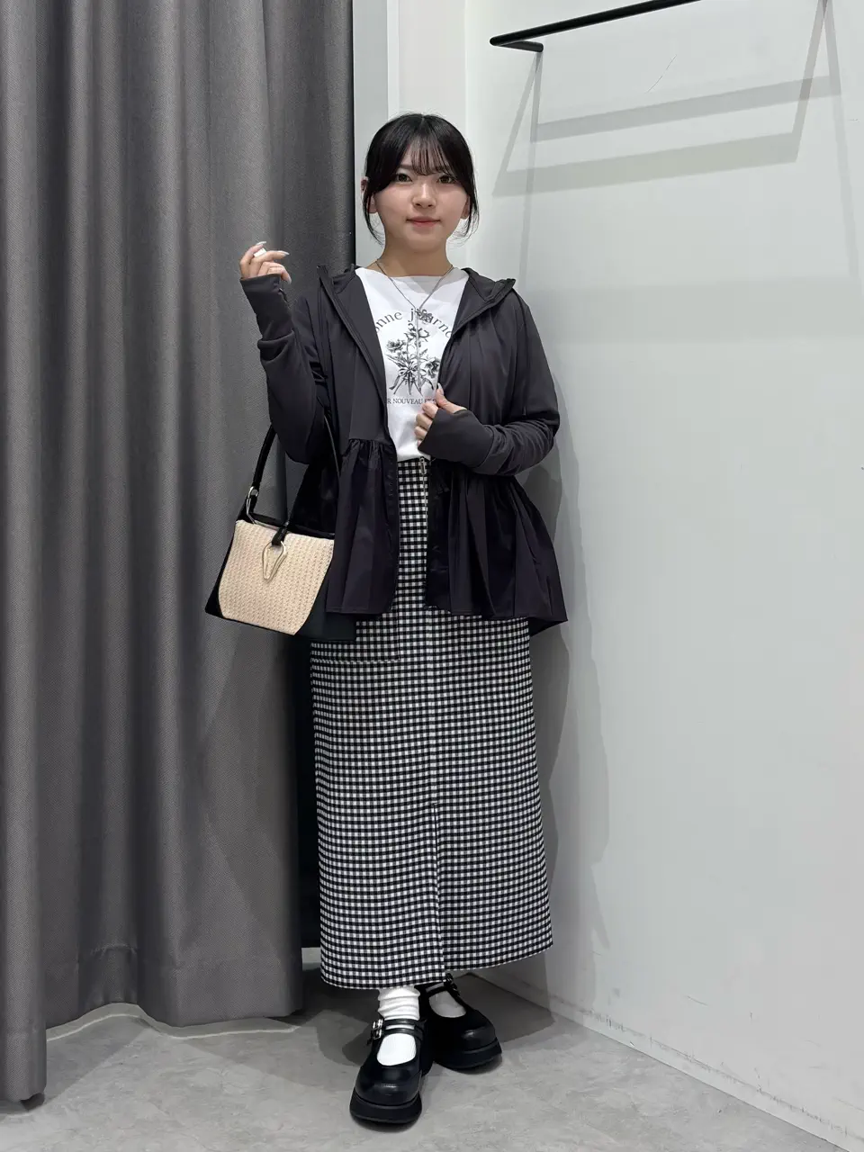  乃和 コーディネート画像