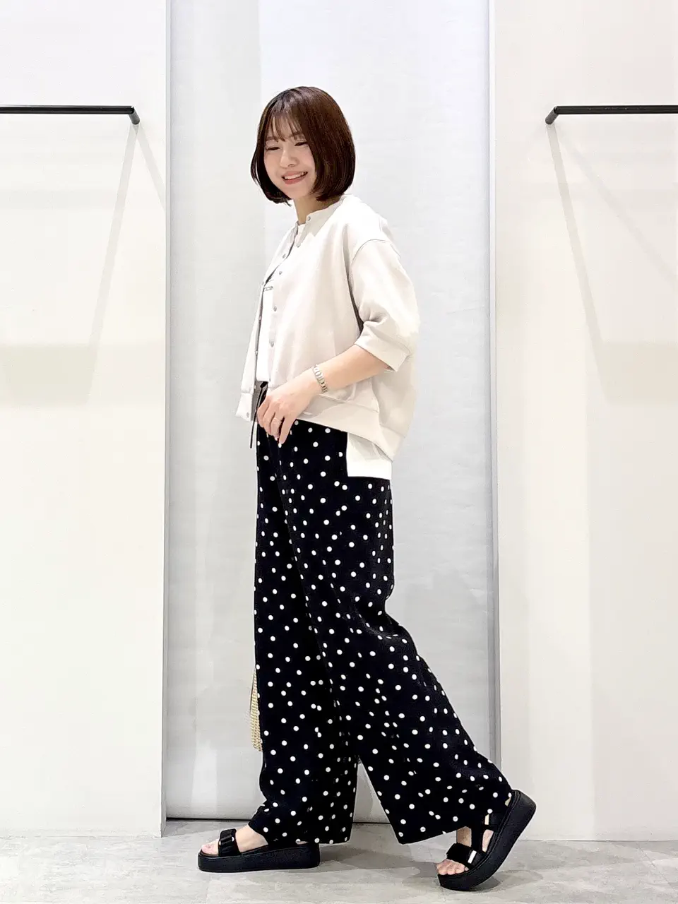 ONWARD CROSSET SELECT 横田 コーディネート画像