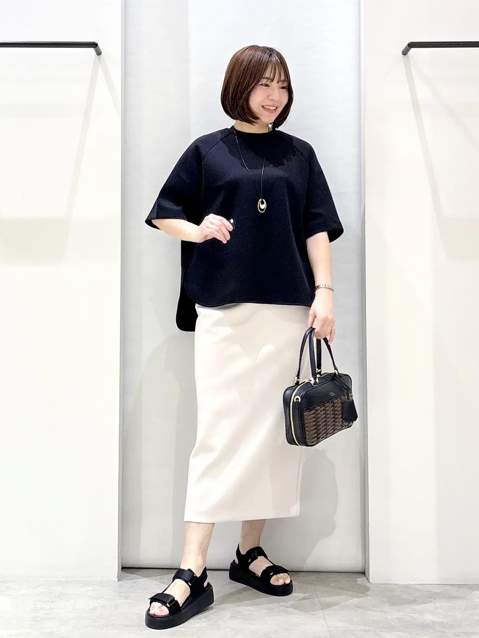 ONWARD CROSSET SELECT 横田 コーディネート画像