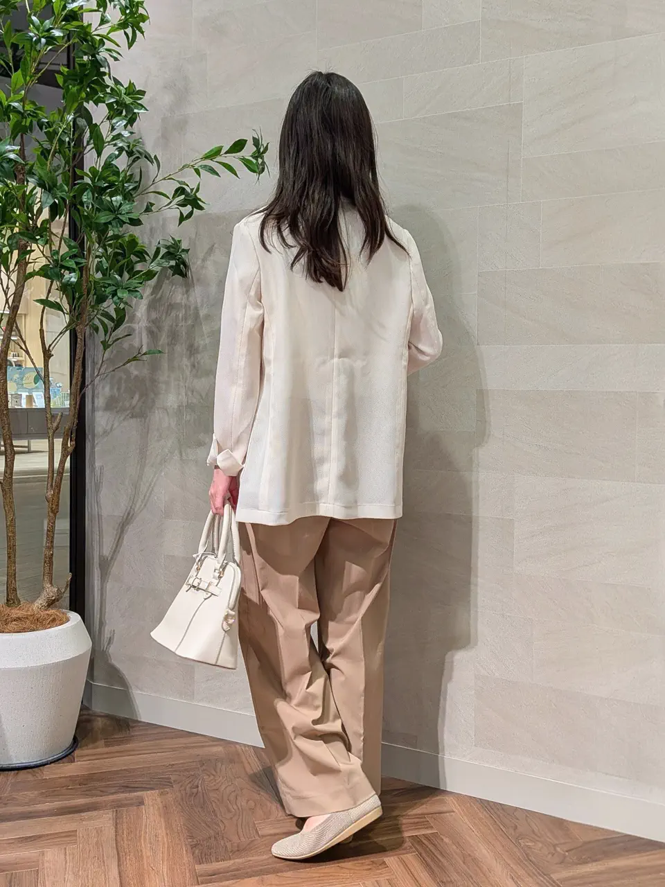 ONWARD CROSSET SELECT 浅岡 コーディネート画像