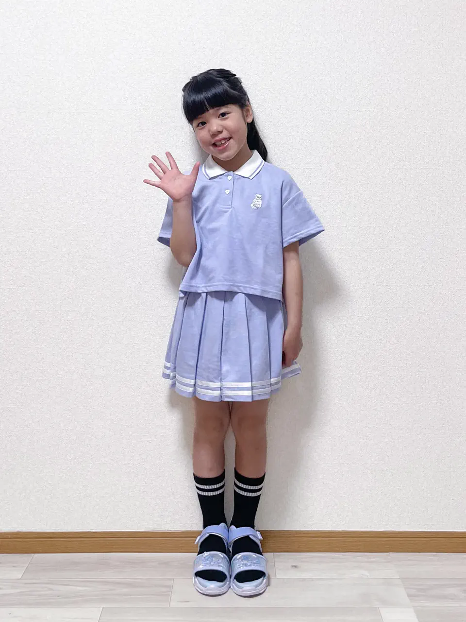  MIKA コーディネート画像