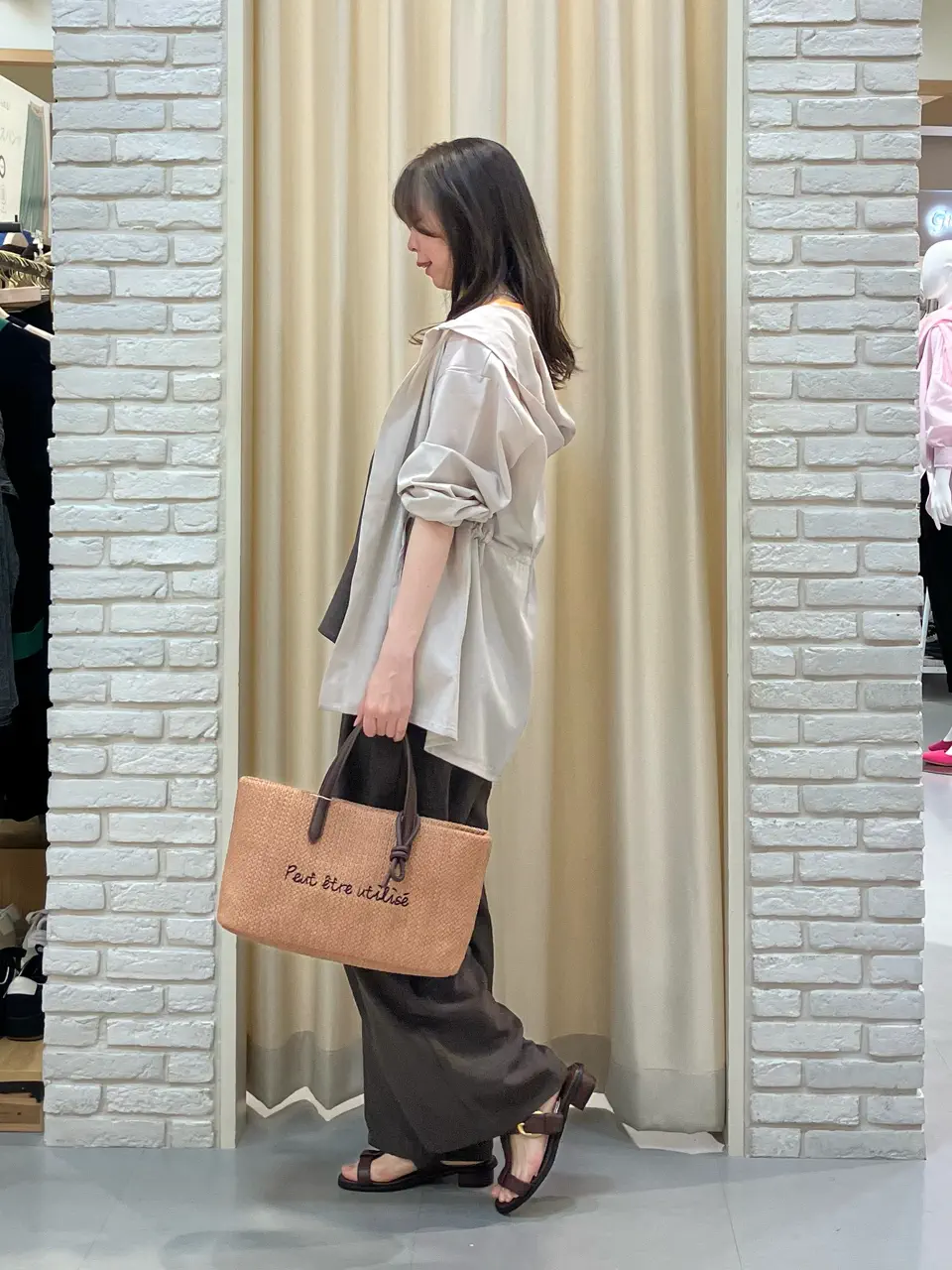 ONWARD CROSSET SELECT 檀 コーディネート画像