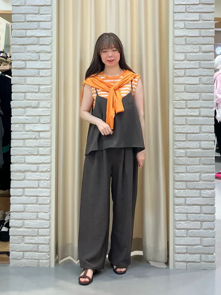 ONWARD CROSSET SELECT 檀 コーディネート画像