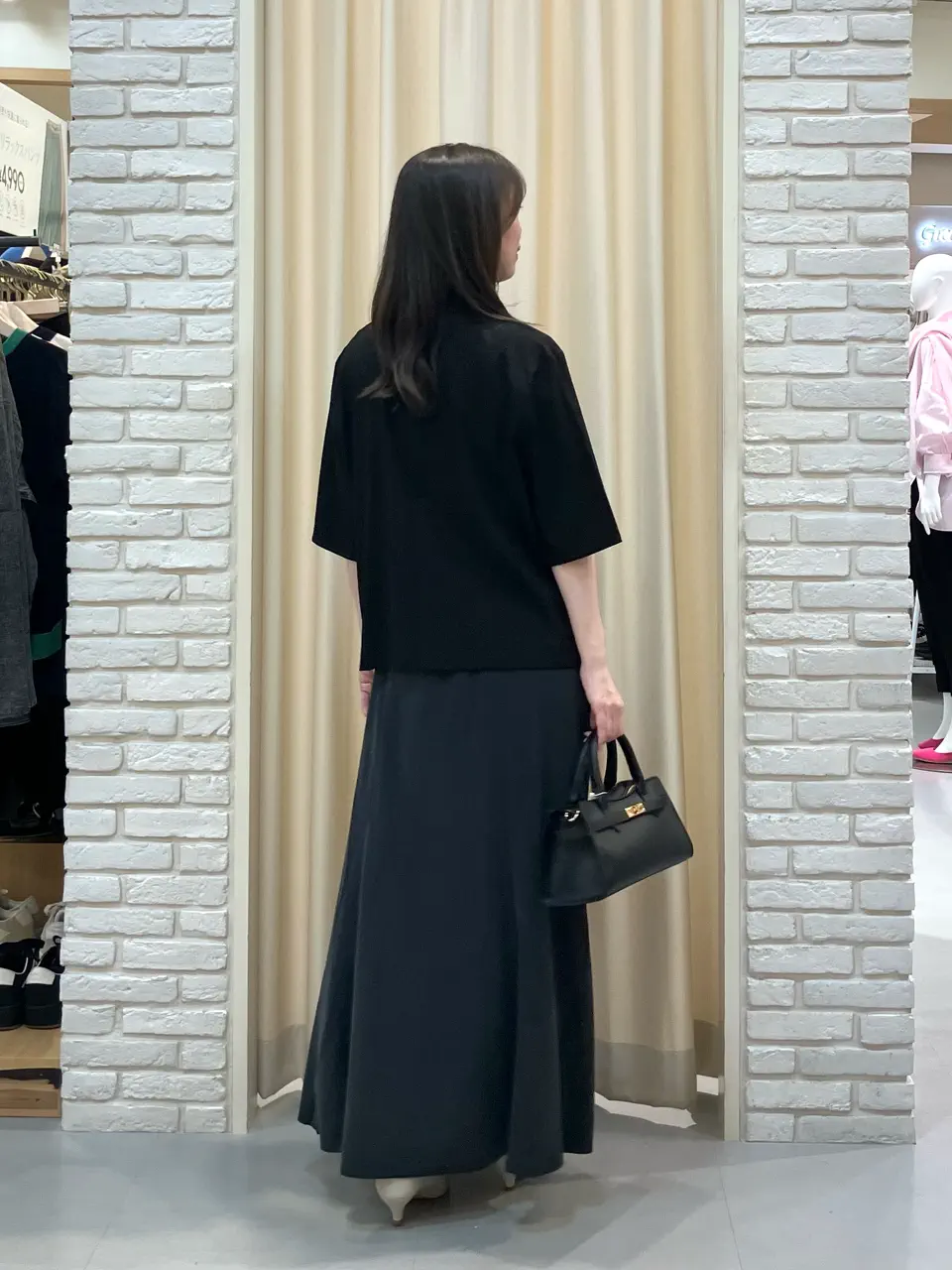 ONWARD CROSSET SELECT 檀 コーディネート画像