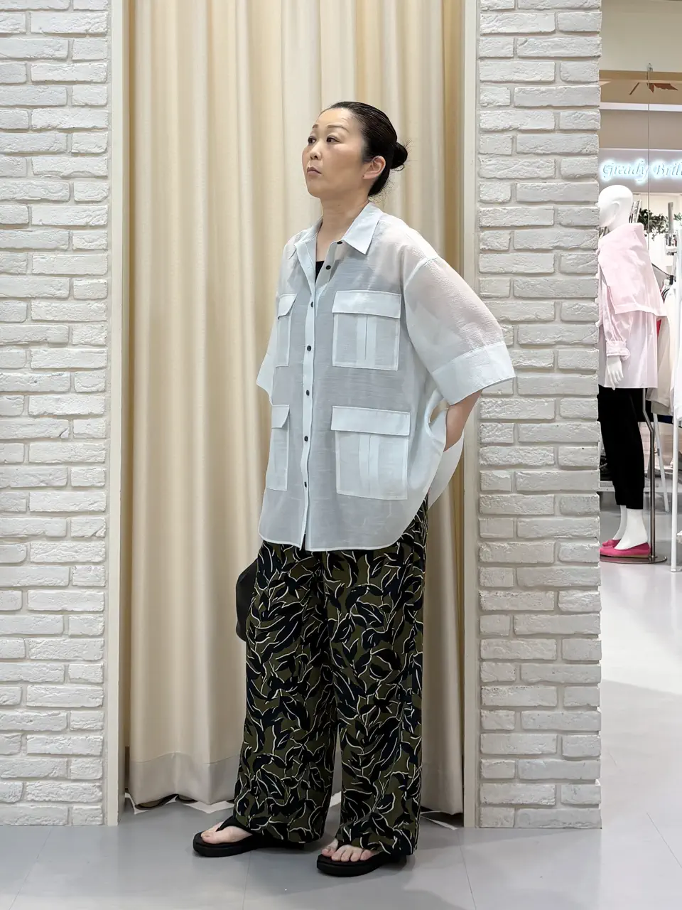 ONWARD CROSSET SELECT 中野 コーディネート画像