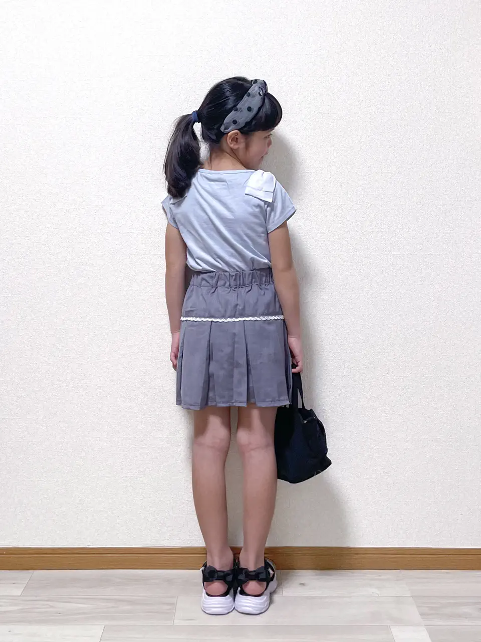 ONWARD CROSSET SELECT MIKA コーディネート画像