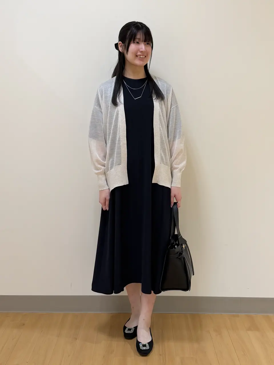  Aina コーディネート画像