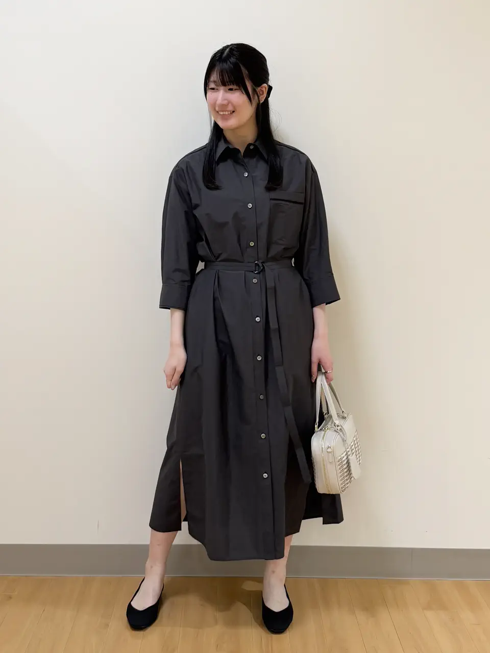  Aina コーディネート画像