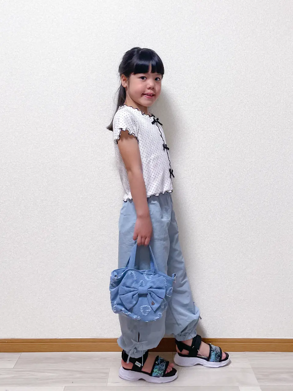 ONWARD CROSSET SELECT MIKA コーディネート画像