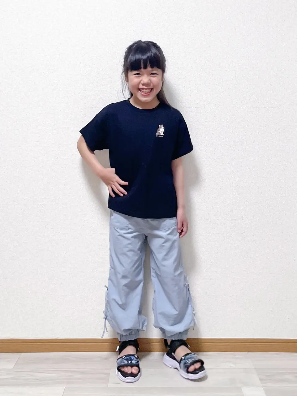  MIKA コーディネート画像