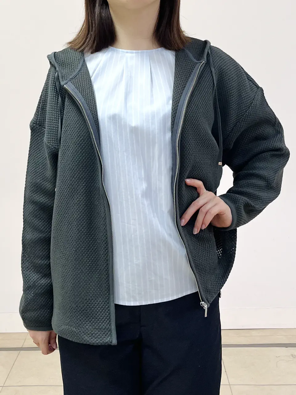 ONWARD CROSSET SELECT 金子 コーディネート画像