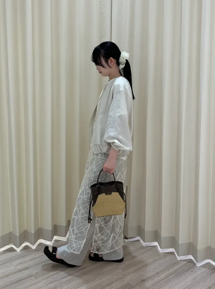 ONWARD CROSSET SELECT HANA コーディネート画像