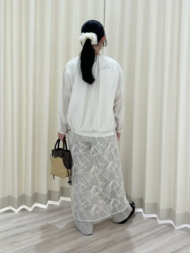 ONWARD CROSSET SELECT HANA コーディネート画像