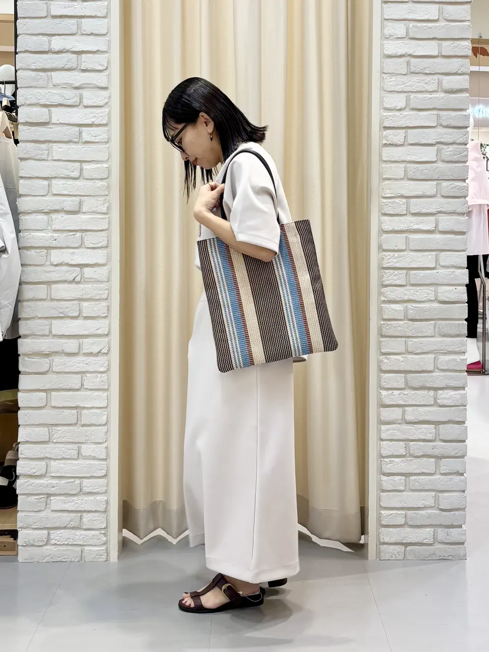 ONWARD CROSSET SELECT 服部 コーディネート画像