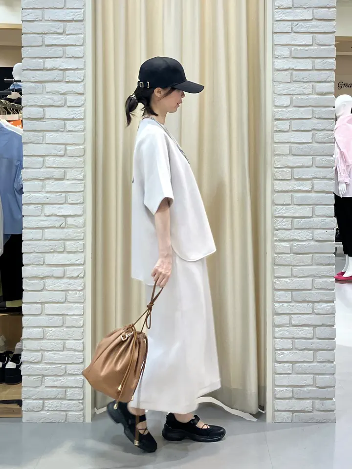 ONWARD CROSSET SELECT 檀 コーディネート画像