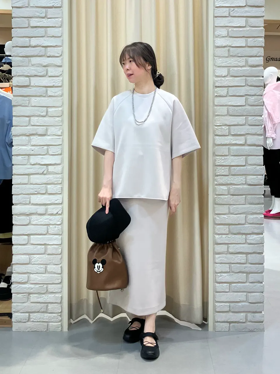 ONWARD CROSSET SELECT 檀 コーディネート画像